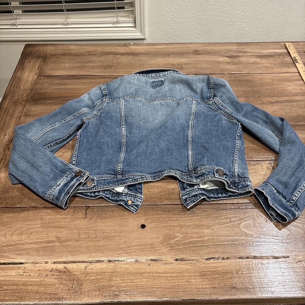 American Eagle Denim Jacket Women's Distressed Blue Jean Cropped Wash - Picture 7 of 7